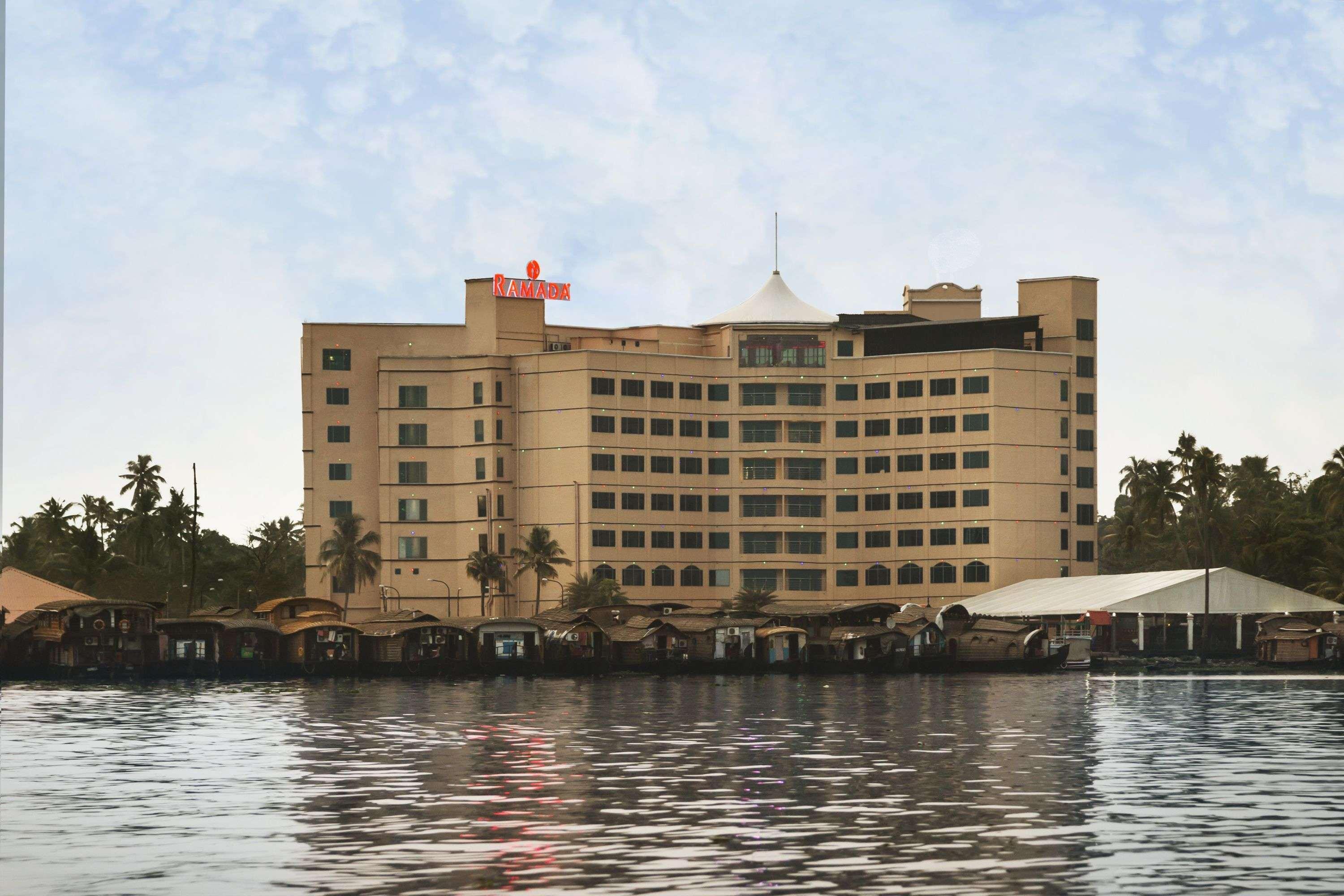 Ramada By Wyndham Alleppey Alappuzha Exteriér fotografie